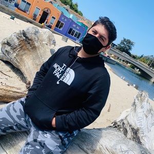 Meet your Posher, Dylan